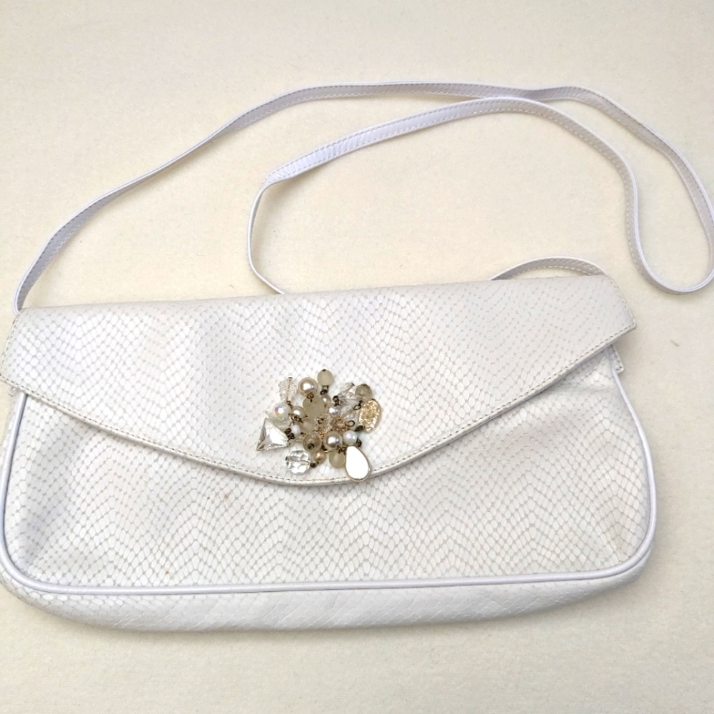 Mali Saks Fifth Ave off white beaded shoulder bag. Mali Parma.  Vintage skinned